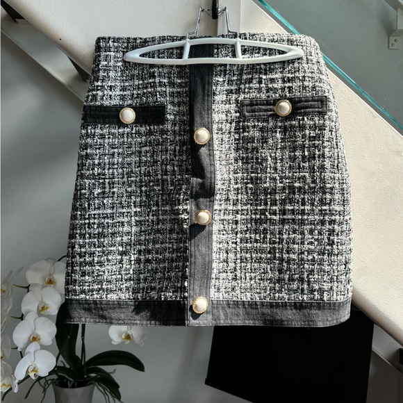 Grey tweed mini skirt - Picture 1 of 5